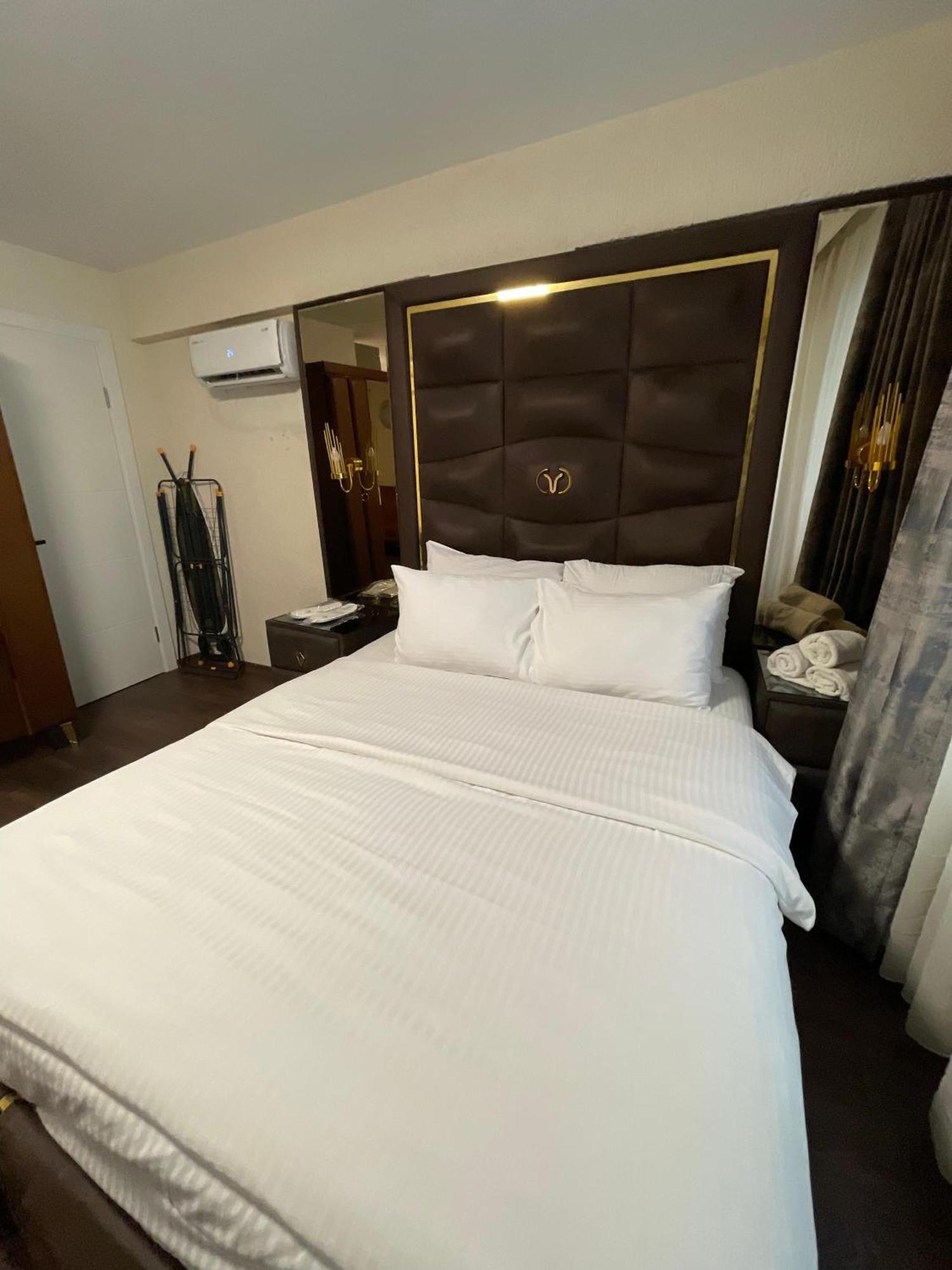 Aymira Aparthotel 3*